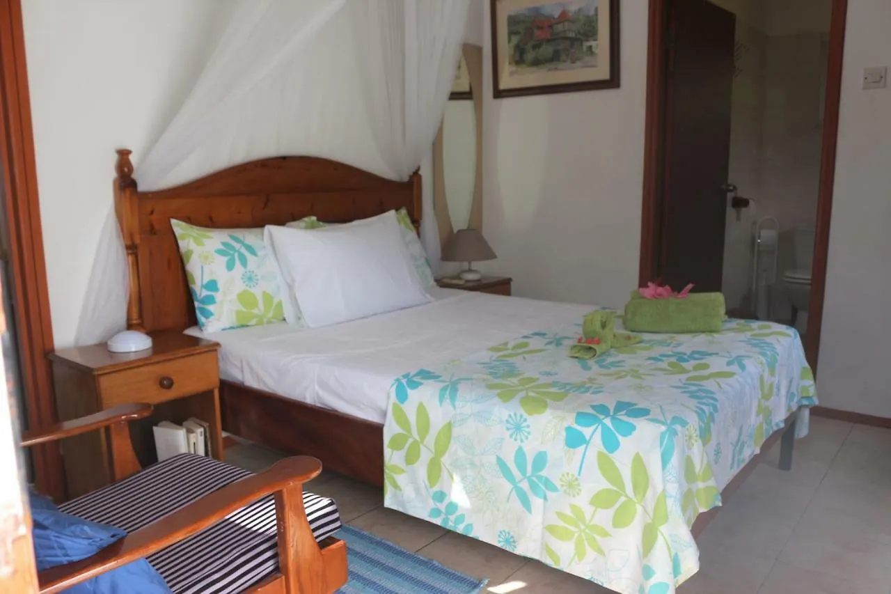 Garden Hut Apartment Victoria 0*,  Seychelles